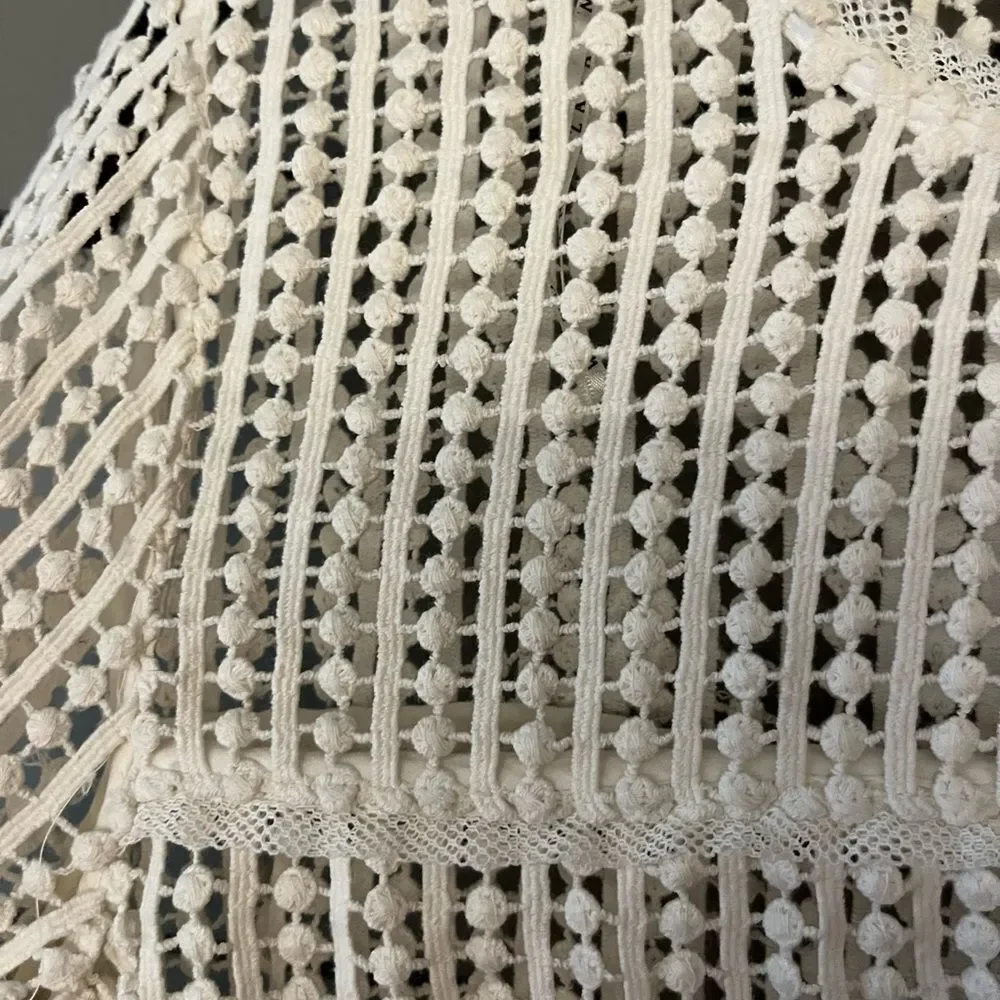 Zara Cream White Crochet long sleeve slightly cropped size Small‎ EUC